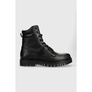 Čizme Tommy Jeans TJW LACE UP BOOT za žene, boja: crna, s platformom, EN0EN02314