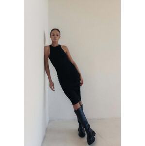 Haljina MUUV. Racer boja: crna