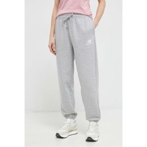 Donji dio trenirke New Balance boja: siva, glatki materijal