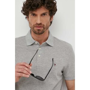 Polo majica Tommy Hilfiger za muškarce, boja: siva, glatki model, MW0MW17771