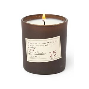 Mirisna svijeća od sojinog voska Paddywax Frederick Douglass 180 g boja: smeđa
